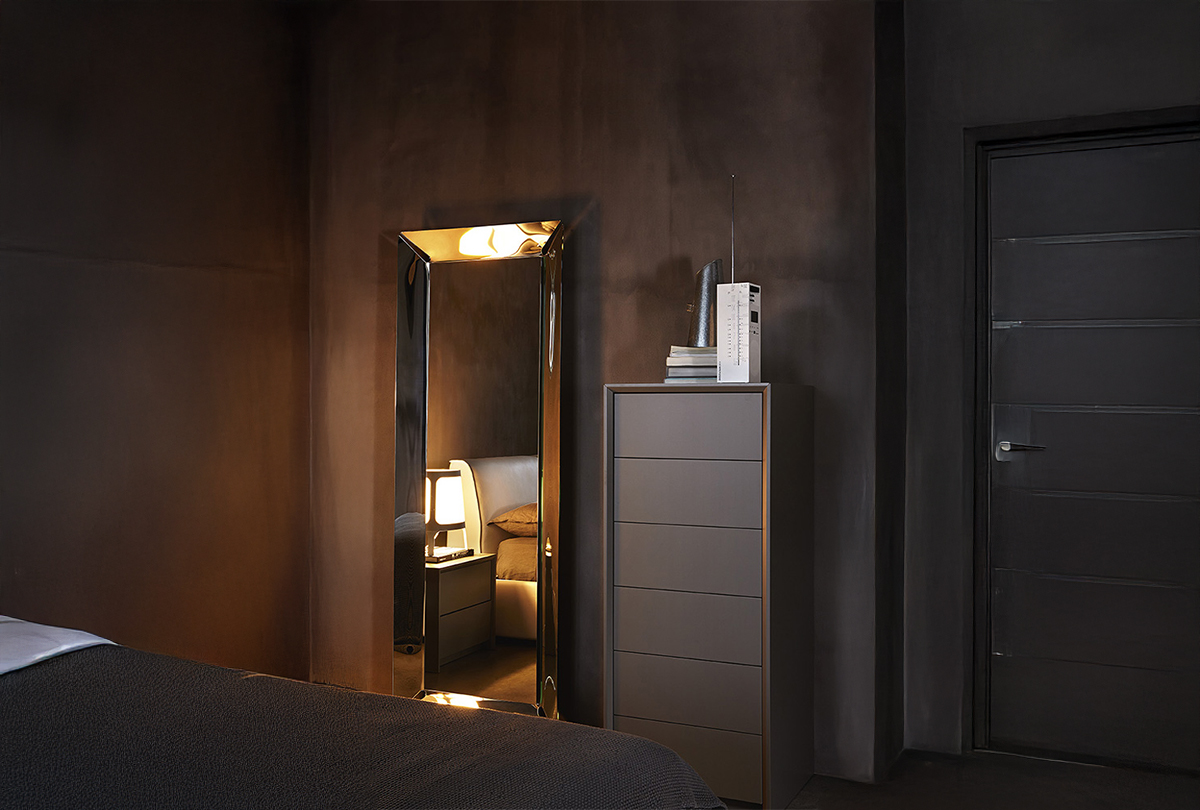 Pleasure-mirror by simplysofas.in